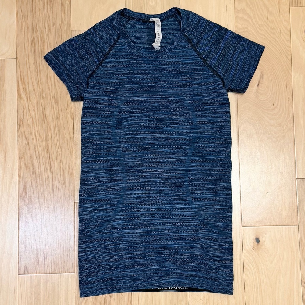 Lululemon Women’s Swiftly Tech Short Sleeve Athletic Shirt